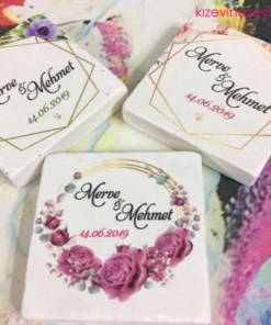 Yuvarlak Kırmızı Pembe Çiçek temalı nikah hatırası doğal taş magnet