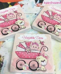 Köpek Temalı Kız Bebek Doğum Günü Taş Magnet