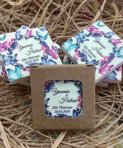 Yuvarlak Renkli Kelebek Temalı Nikah Düğün Nişan Kına Hatırası Taş Magnet